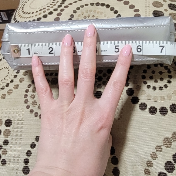 Purlisse  Silver Cosmetic Makeup Bag - Picture 12 of 14